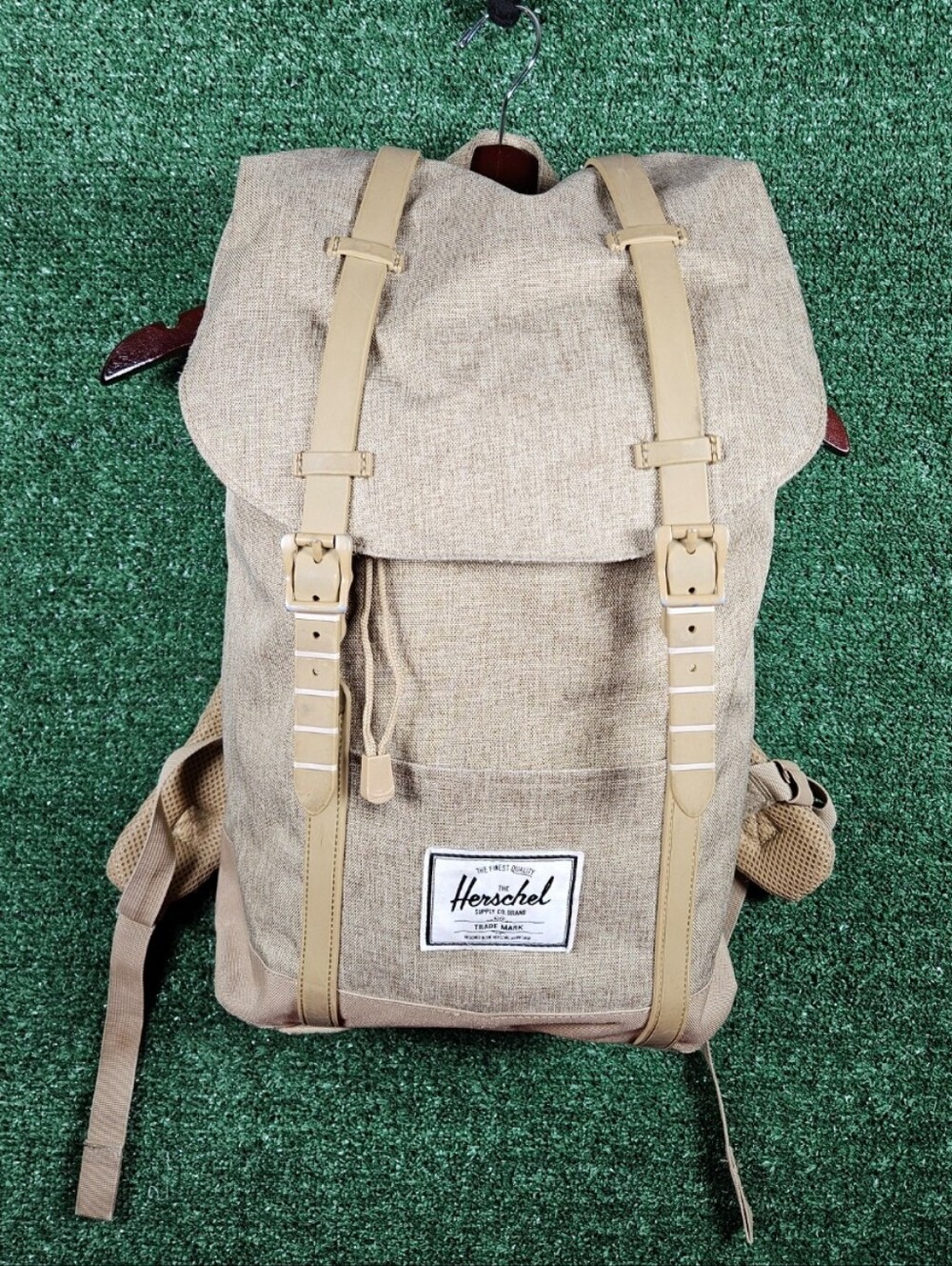 Herschel Supply Company "The Retreat" Classic Tan Backpack / Size - 19" × 15"